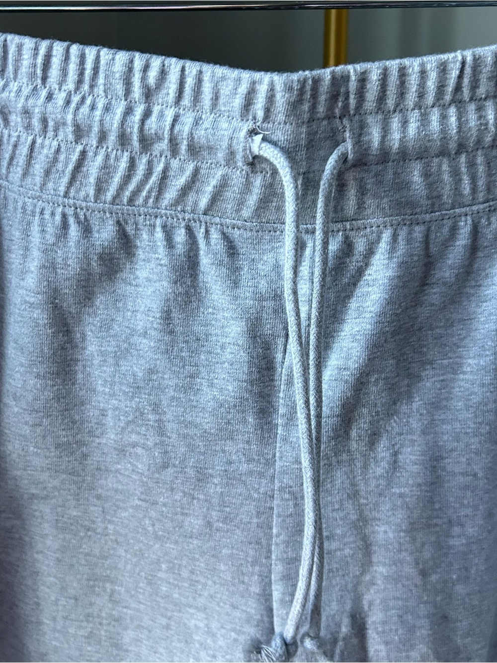 Champion women’s grey Athletic Drawstring midweight Shorts with Logo size XXL - Picture 4 of 6